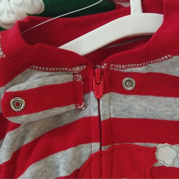 NEW! Toddler Striped Black Santa Christmas Footed Pajama 2pc Set, Red/Green - Picture 4 of 14